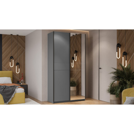 Шкаф-купе с 1 глухой и 1 зеркальной дверями «Оскар Тиффани» Тип 2 Ручка черная, Серый графит, Графит матовый