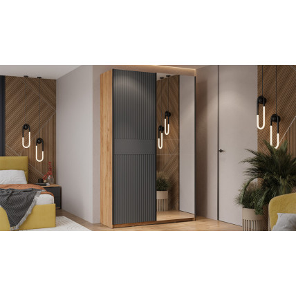 Шкаф-купе с 1 глухой и 1 зеркальной дверями «Оскар Хилтон» Тип 2 Ручка черная, Дуб Крафт золотой, Графит матовый